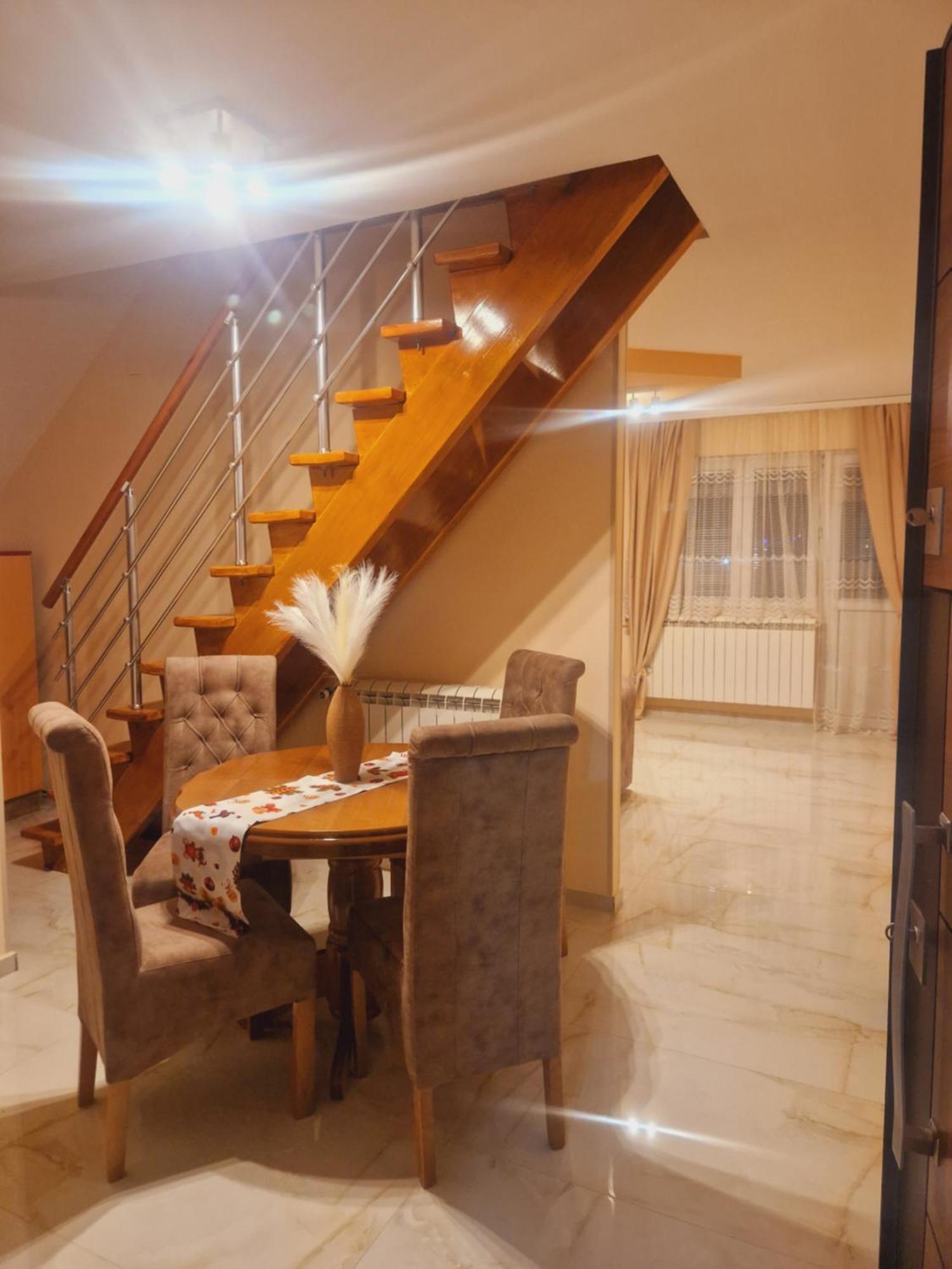 Apartmani Jasmina Ζλάτιμπορ Εξωτερικό φωτογραφία