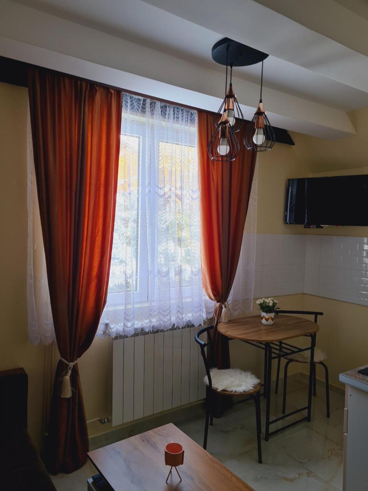 Apartmani Jasmina Ζλάτιμπορ Εξωτερικό φωτογραφία